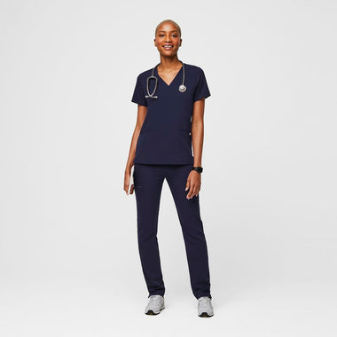 Casma Three-Pocket Scrub Top™